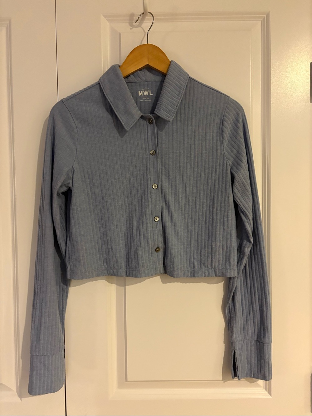 Madewell Light Blue Ribbed Cropped Button Up Shirt Medium